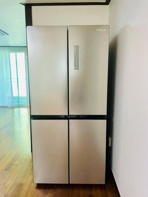 The Biggest Three Bedroom In Hongdae, Sinchon, Yonsei Apartment *