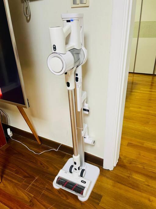 The Biggest Three Bedroom In Hongdae, Sinchon, Yonsei