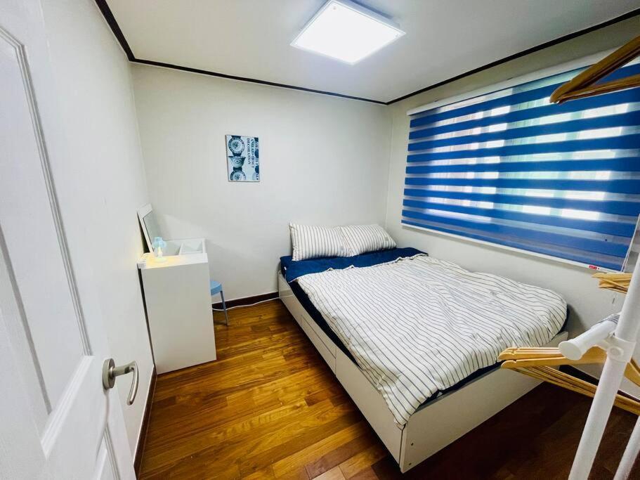 The Biggest Three Bedroom In Hongdae, Sinchon, Yonsei Seoul